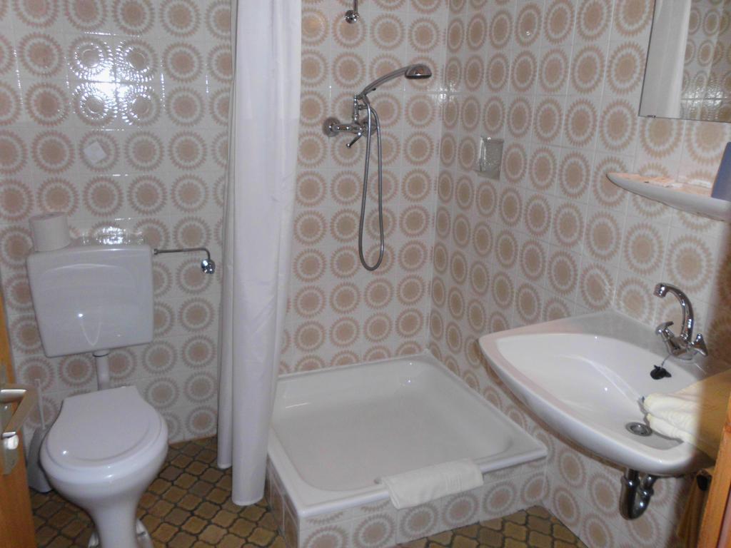 Finken, Gaestezimmer An Der Rench オッペナウ 部屋 写真